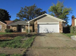 1960 E Gladney Dr, Memphis, TN 38114