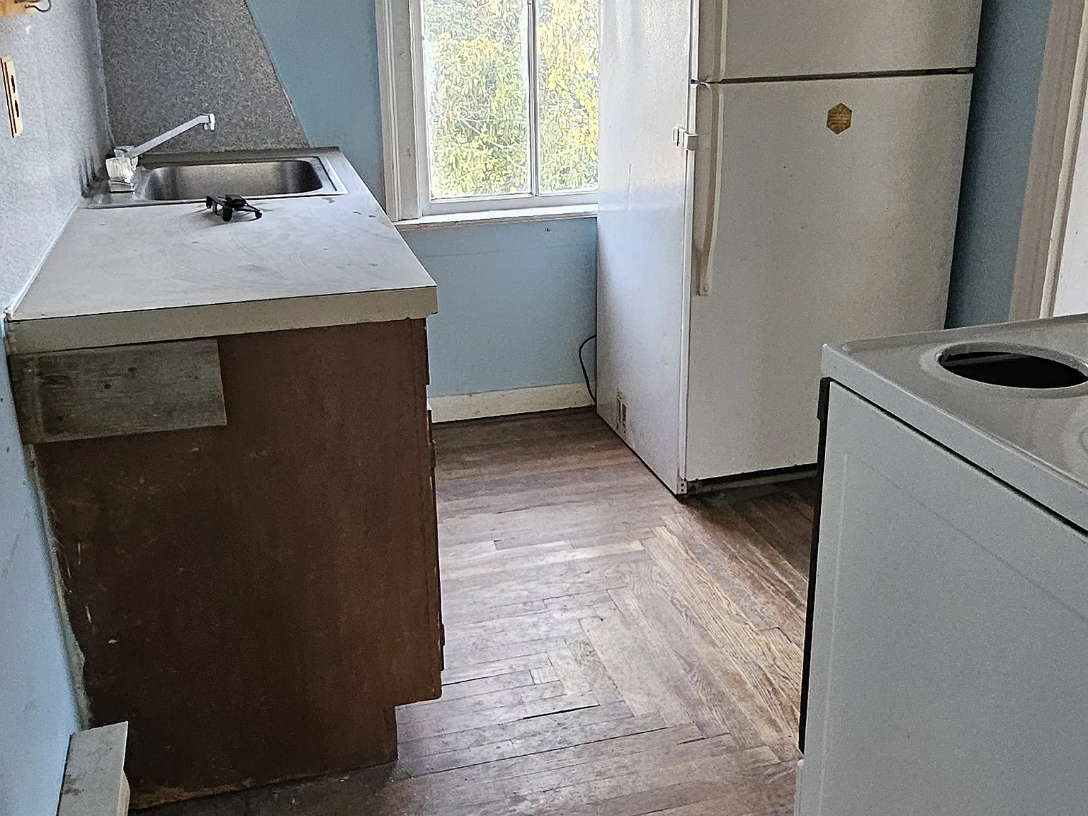 1 bed, 275 sqft, $1,100 — Photo 3