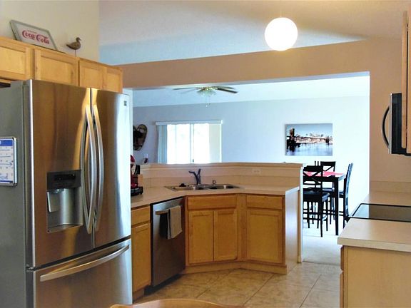 5th image of 2445 Canopy Dr