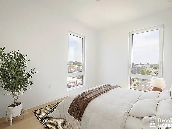 3rd image of 1889 Atlantic Ave #5D