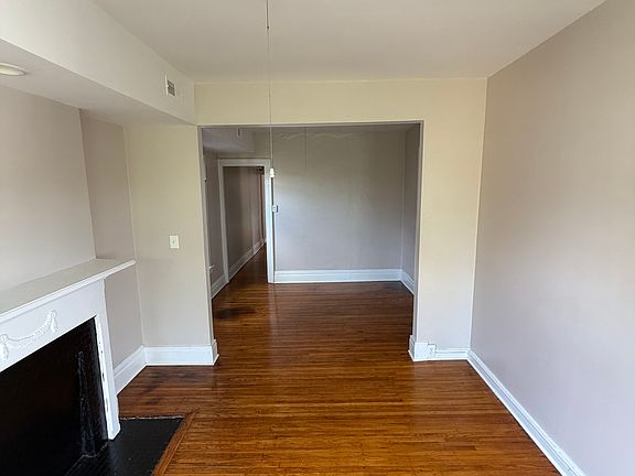 3rd image of 439 W Ferry St #5