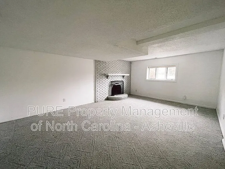 68 Wake Robin Way — Photo 12