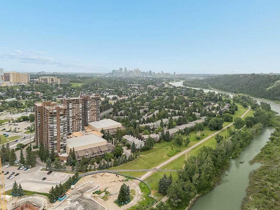 1st image of 145 W Point Dr NW #401