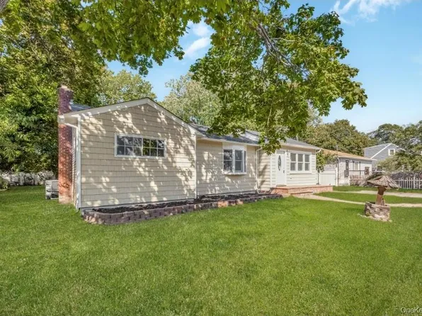 57 W 6th Street, Patchogue, NY 11772