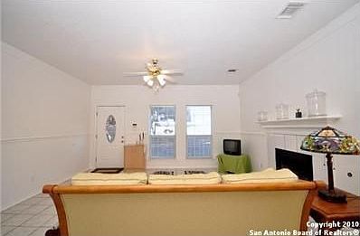 5th image of 4226 Knollbluff