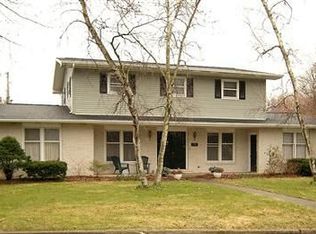 1106 Patricia Dr, Allentown, PA 18103