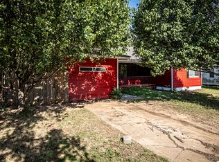 713 NW 32nd St, Lawton, OK 73505