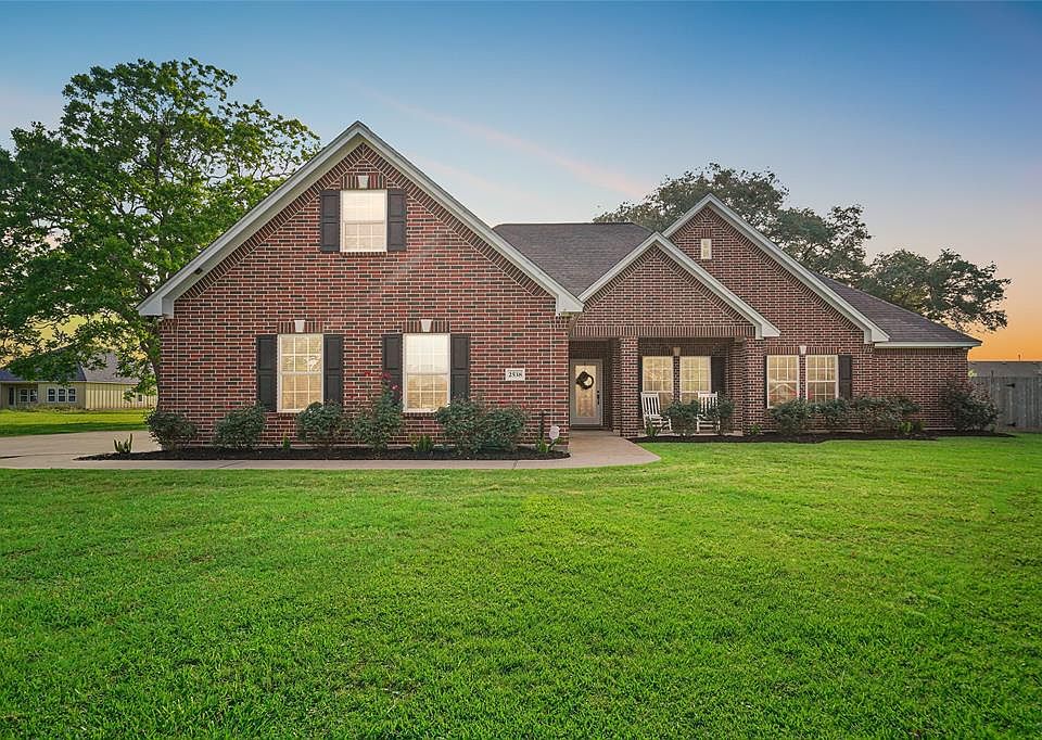 1st image of 2538 Lakeside Drive