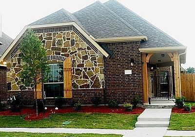 1819 Sanderlain Lane