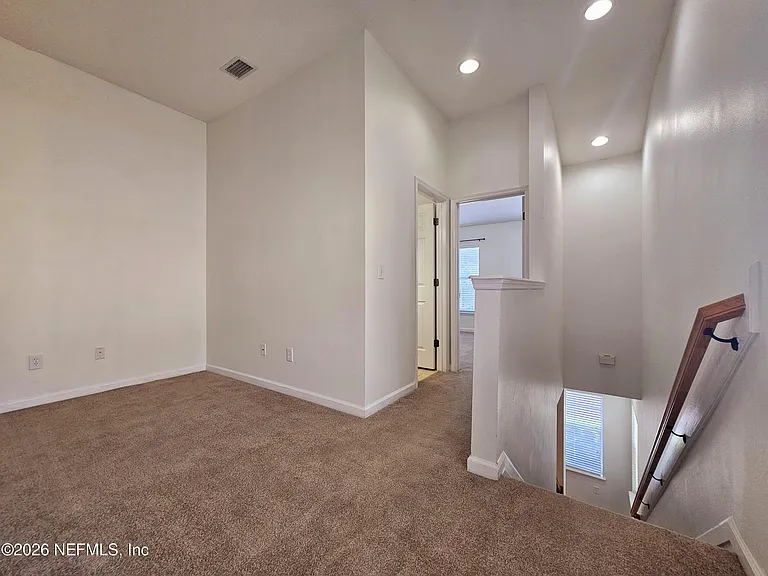 6194 High Tide Blvd — Photo 7
