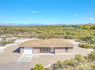 1581 E Adams Rd, Huachuca City, AZ 85616