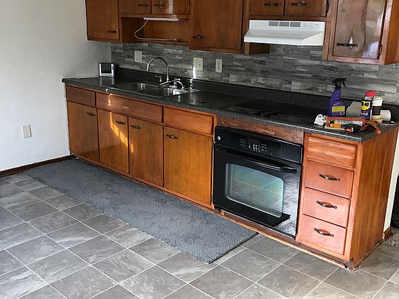 2nd image of 331 Terrace Dr