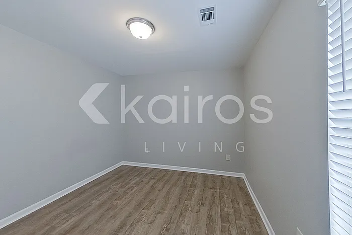 59 Hideaway Ln — Photo 12