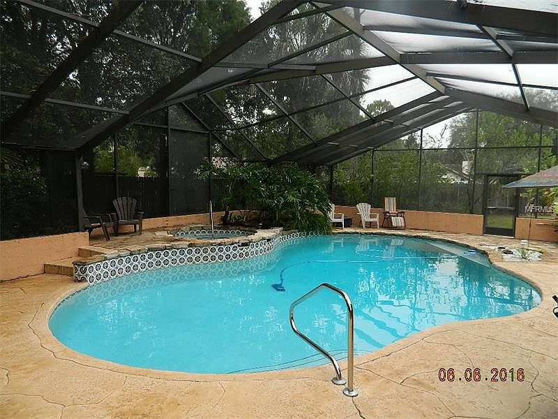 1st image of 3726 White Oak Ct