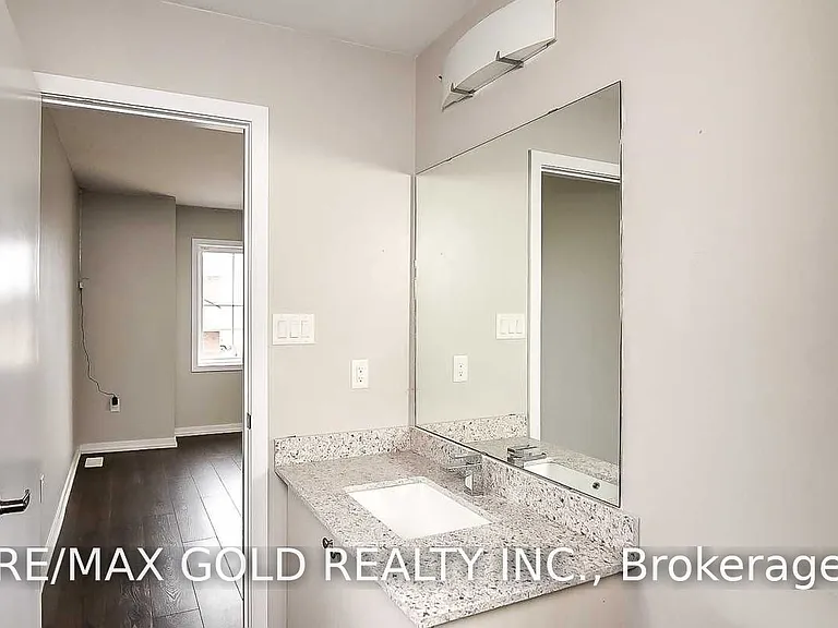 206 Crafter Cres — Photo 25
