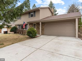 2245 Maple Ln E, Maplewood, MN 55109
