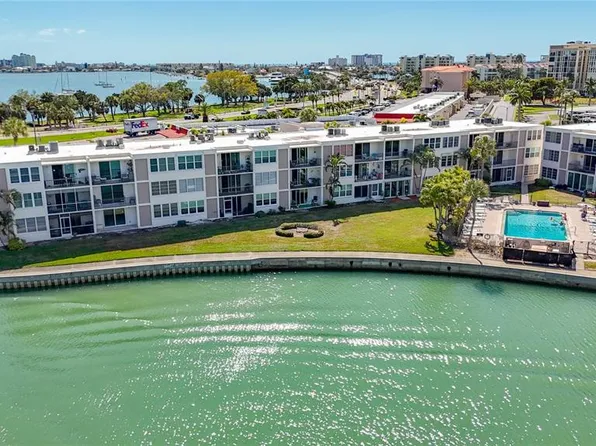 7401 Bay Island Dr S APT 232, South Pasadena, FL 33707