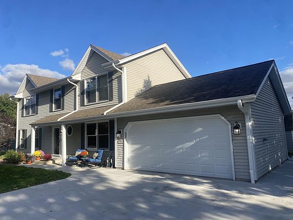3rd image of S81W17553 Haven Dr