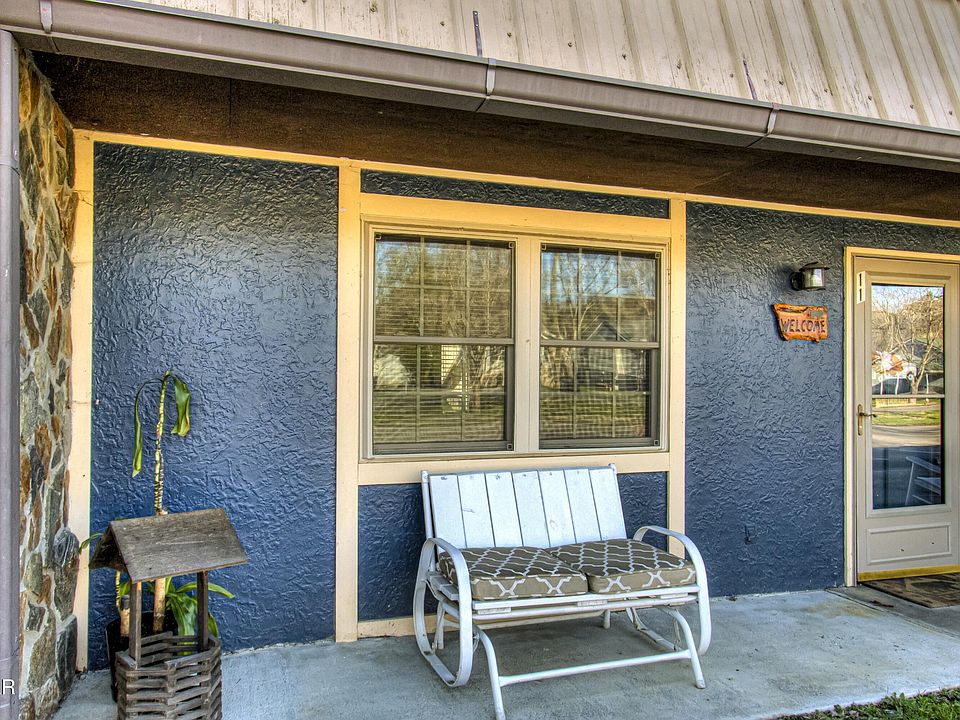 1st image of 625 S Asbury Dr APT 11