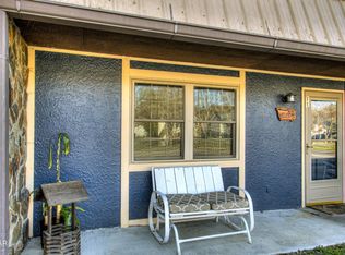 625 S Asbury Dr APT 11, Pigeon Forge, TN 37863