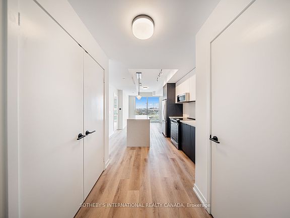 3rd image of 5 York Rd #1701