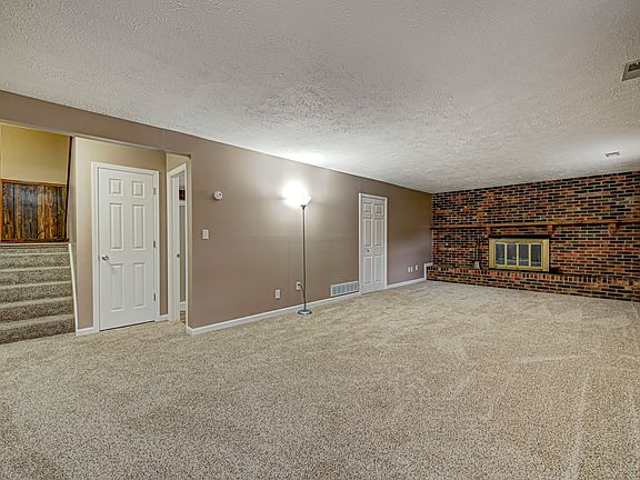 5th image of 7434 Troon Dr