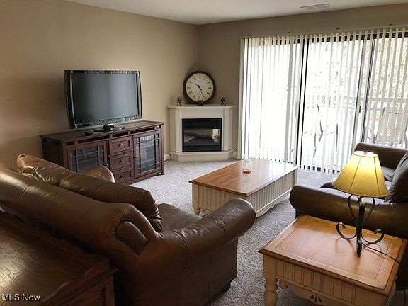 4th image of 3800 Rosemont Blvd APT 106D