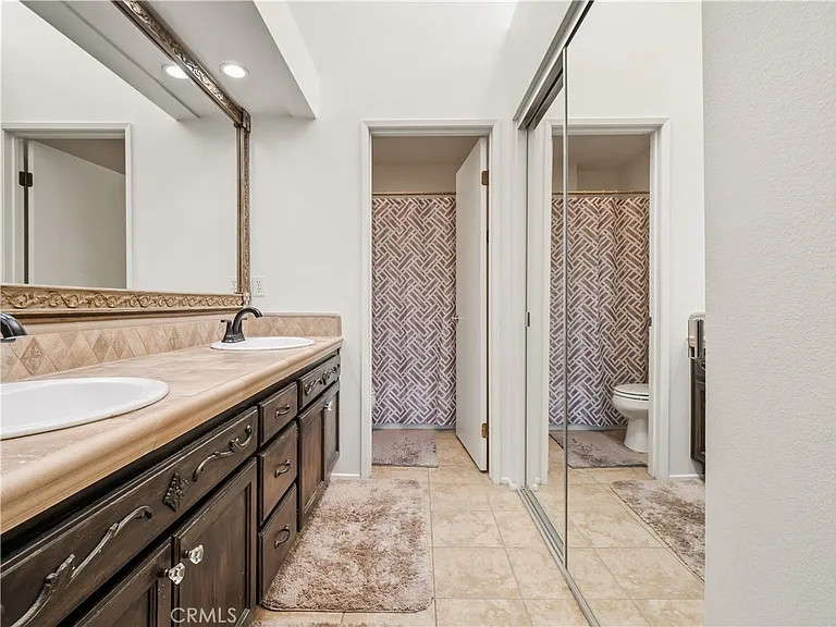 24514 McBean Pkwy — Photo 20