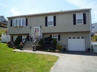 137 Flynn St, Fall River, MA 02724