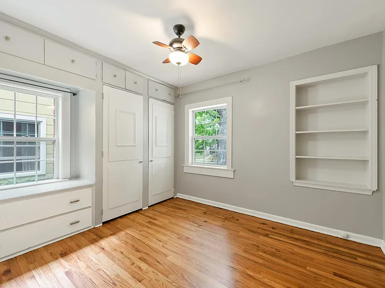 457 E Royal Forest Blvd — Photo 10