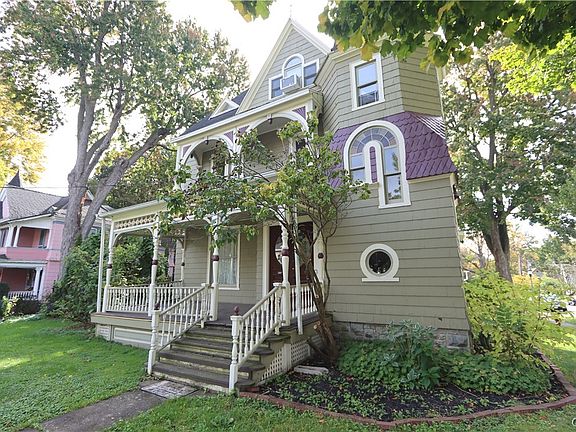 2nd image of 302 Keyes Ave