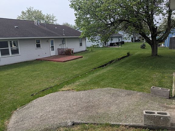 4th image of 1514 Cherry Ln