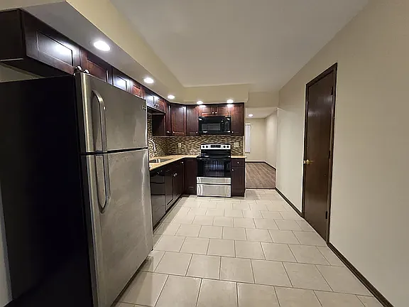 1436 Camellia Dr #2 — Photo 7