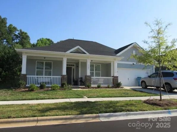 1323 Assembly St, Belmont, NC 28012