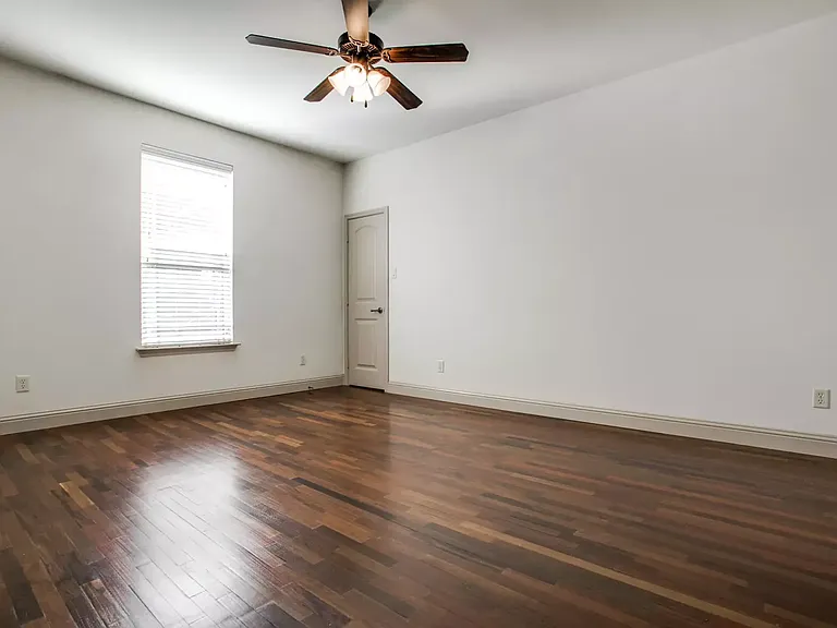 2934 Forest Park Blvd — Photo 10