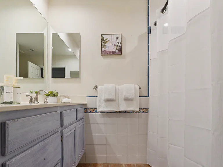 22411 Holly Ct — Photo 47