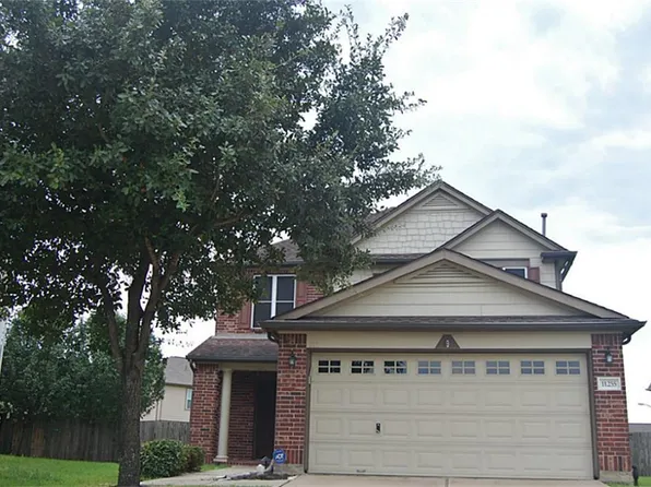 11255 Wild Goose Dr, Tomball, TX 77375