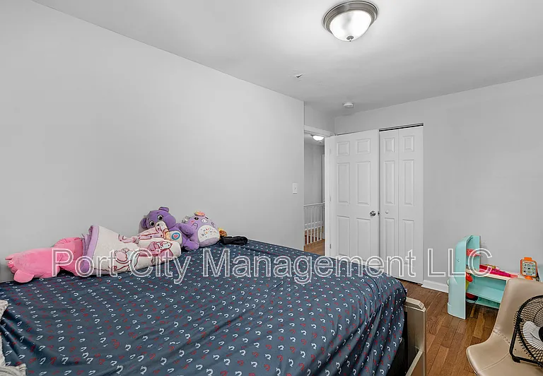 944 Dalton Ave — Photo 10