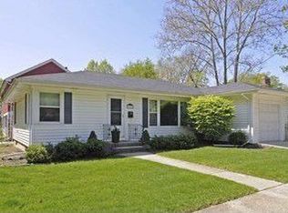 1018 E Illinois St, Wheaton, IL 60187