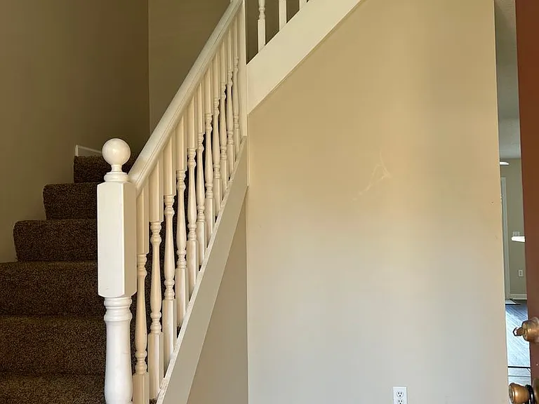 121 S Springview Dr — Photo 6
