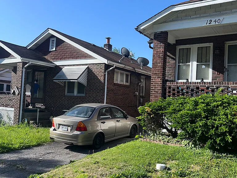 1236 Gimblin St — Photo 8