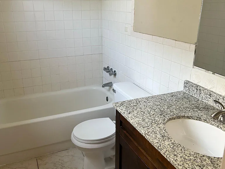 1320 N Dixie Hwy #3 — Photo 1