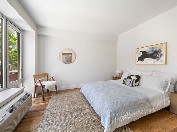 4th image of 595 Baltic St APT 7B