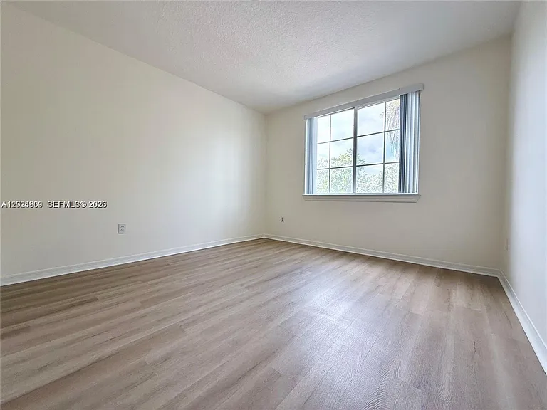 6851 SW 44th St #207 — Photo 5