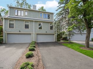 15 Nuthatcher Ct, Wayne Twp., NJ 07470