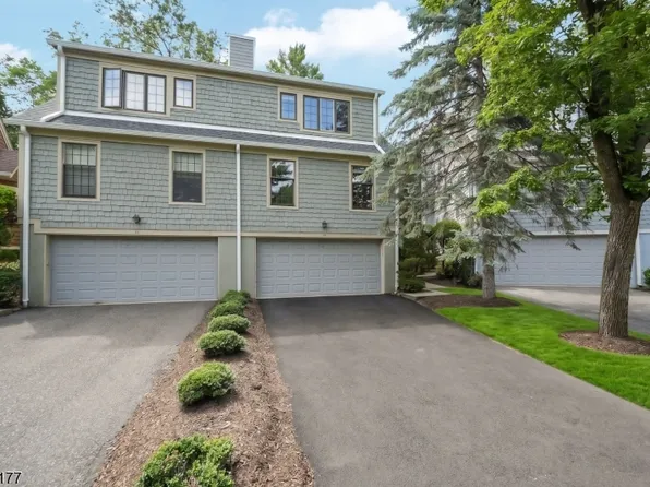 15 Nuthatcher Ct, Wayne Twp., NJ 07470