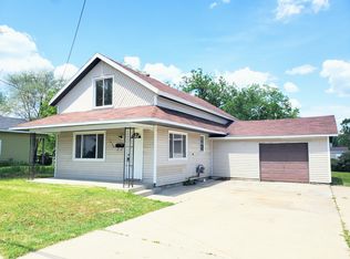 1005 Ogemaw St, Grayling, MI 49738
