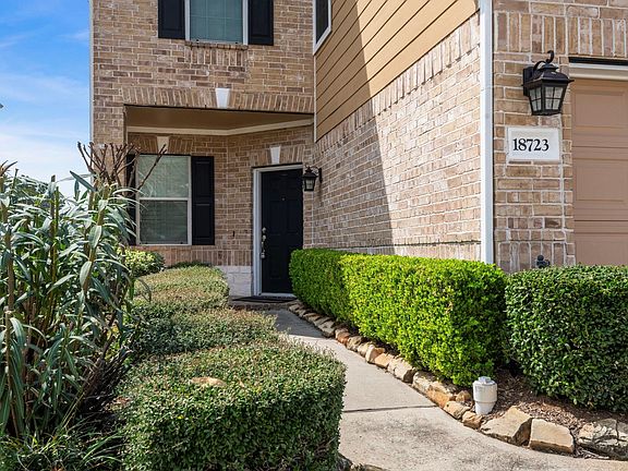 2nd image of 18723 Cypress Loch Dr