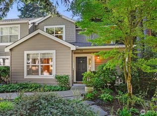 1250 Weaver Rd NW UNIT A-8, Bainbridge Island, WA 98110