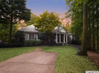 906 Jessie Dr SW, Decatur, AL 35603